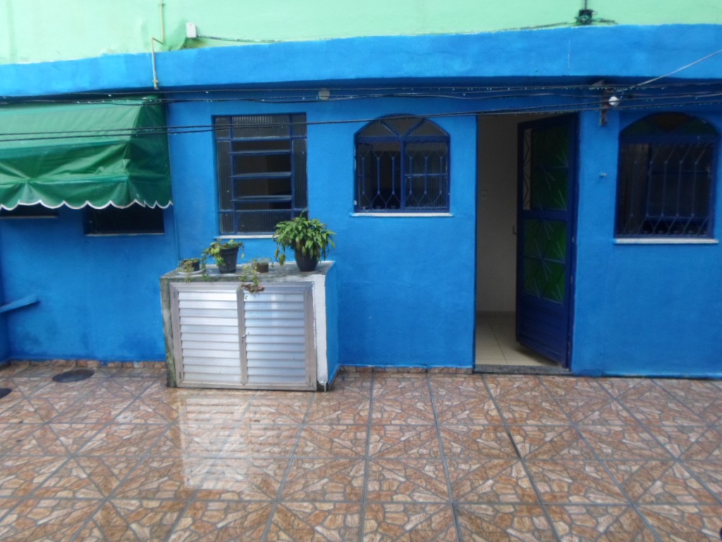 3 casas pelo preço de uma !!!! oportunidade perfeita na regi