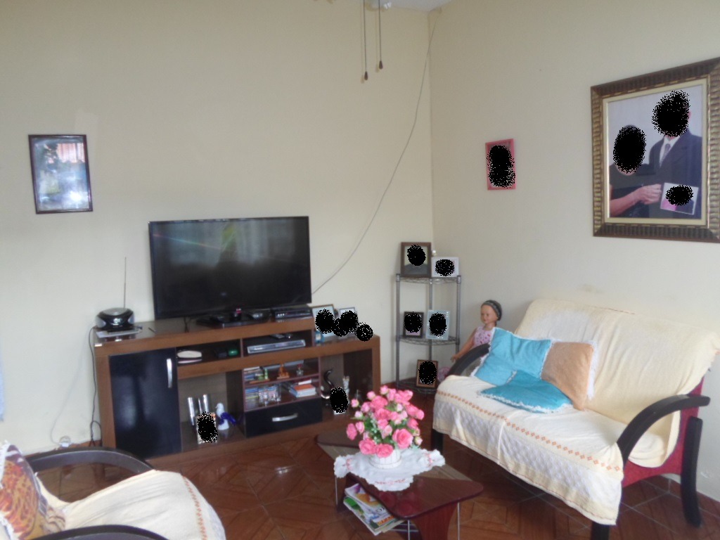 3 casas pelo preço de uma !!!! oportunidade perfeita na regi