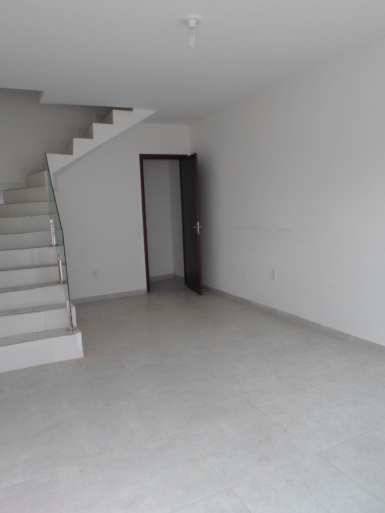 [ac. Financiamento] casa de 1º locação com cômodos amplos na estrada da posse a poucos minutos do west shopping em excelente bairro residencial !!!
