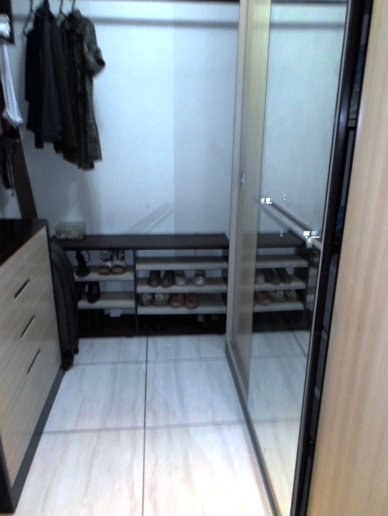 Magnífica mansão atrás do west shopping !!! venha conferir !!!
