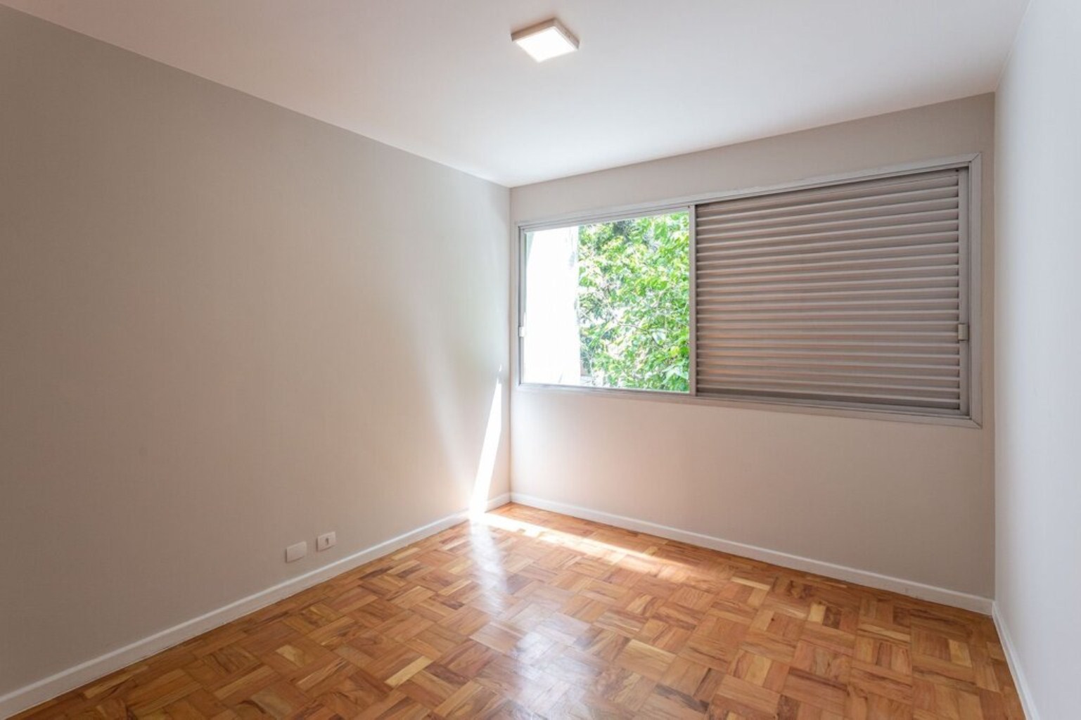 APARTAMENTO RESIDENCIAL em São Paulo - SP, Indianópolis