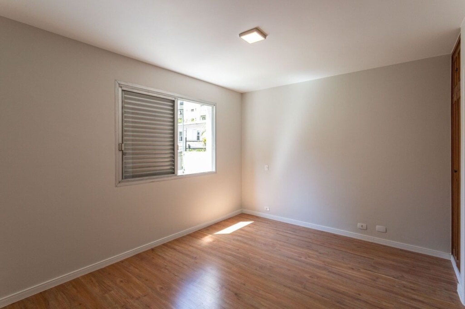APARTAMENTO RESIDENCIAL em São Paulo - SP, Indianópolis