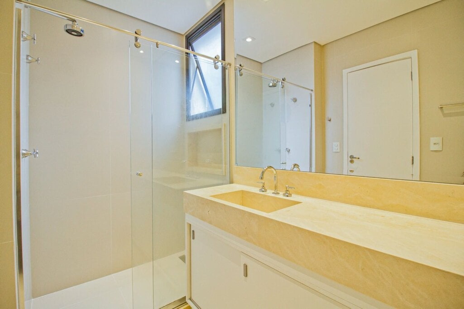 APARTAMENTO RESIDENCIAL em São Paulo - SP, Vila Olímpia