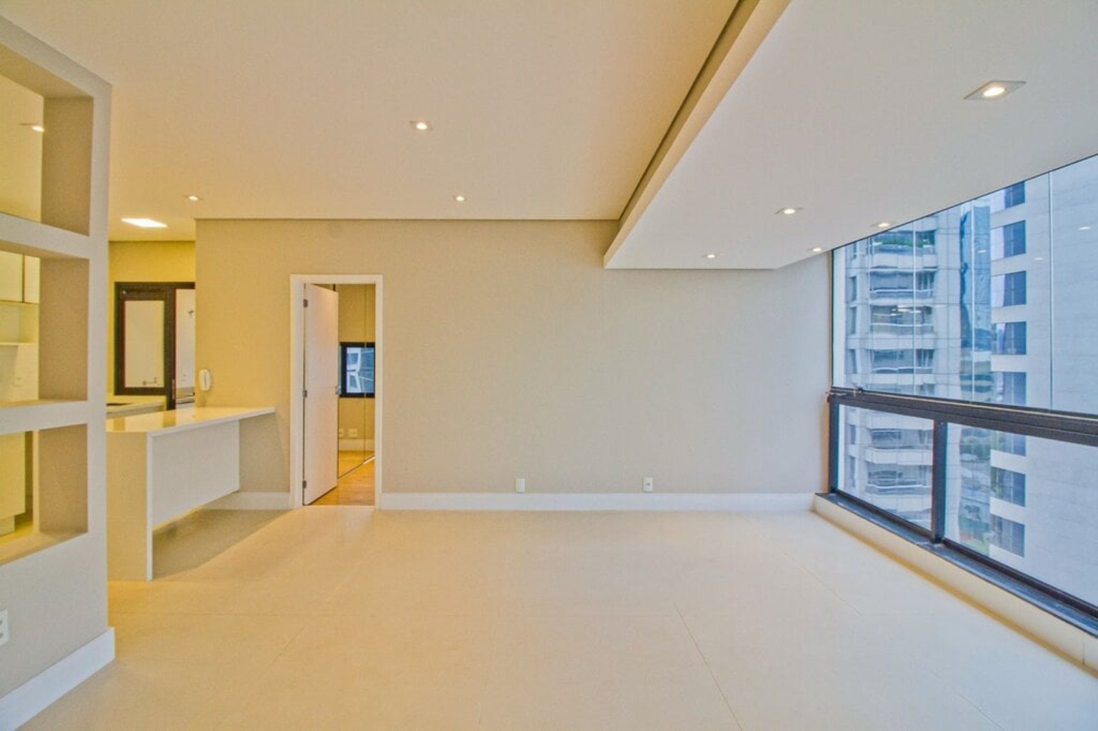 APARTAMENTO RESIDENCIAL em São Paulo - SP, Vila Olímpia