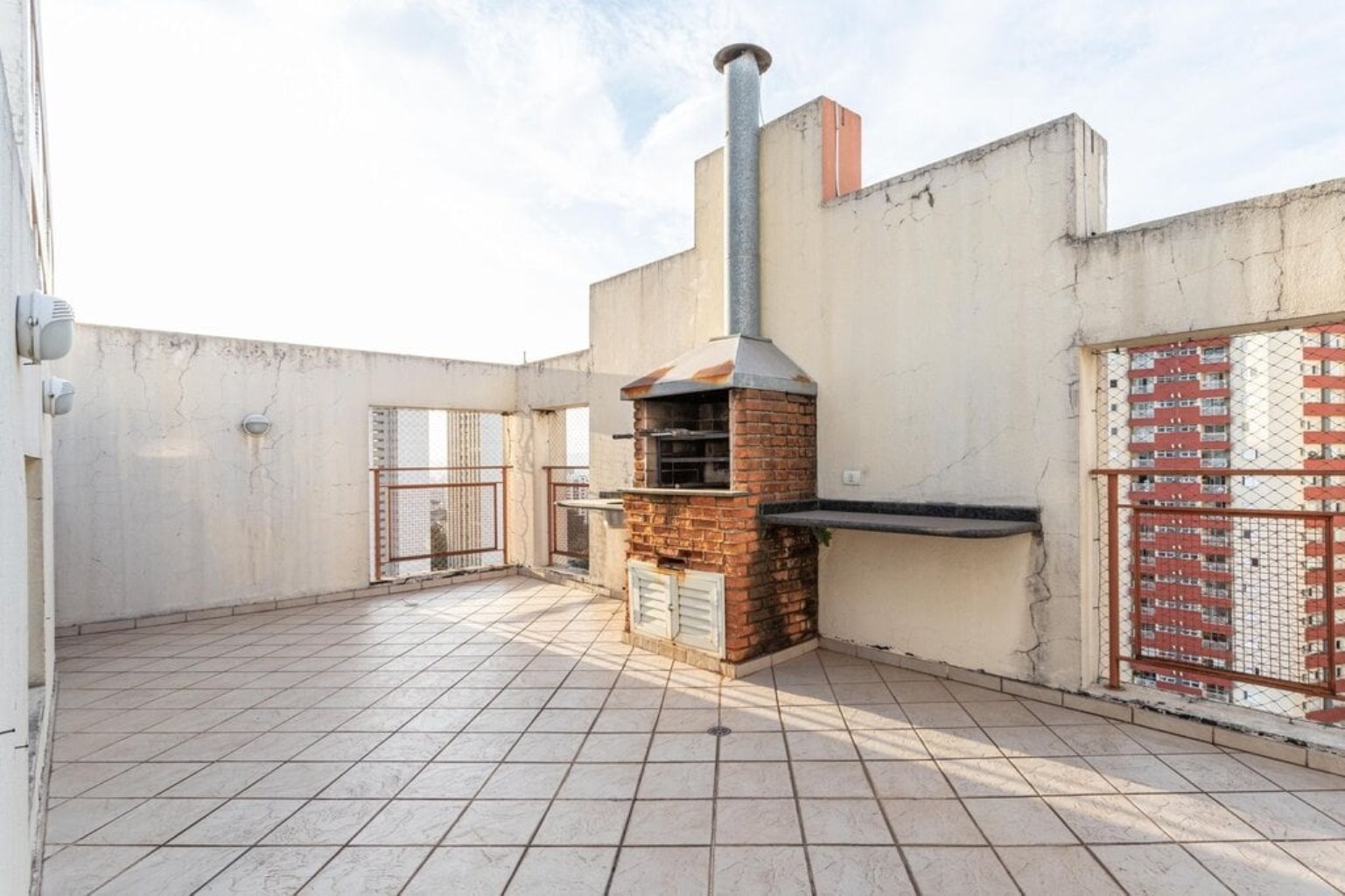APARTAMENTO RESIDENCIAL em São Paulo - SP, Sumaré