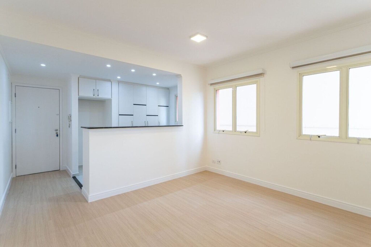 APARTAMENTO RESIDENCIAL em São Paulo - SP, Sumaré