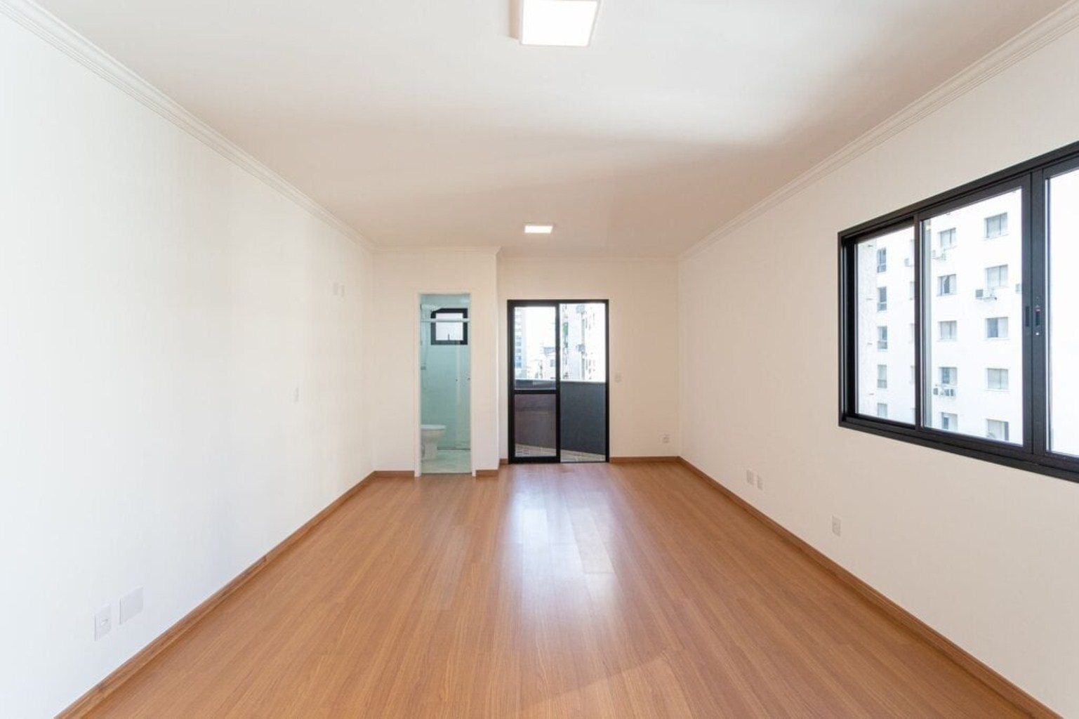 Apartamento à venda com 1 quarto, 40m² - Foto 8