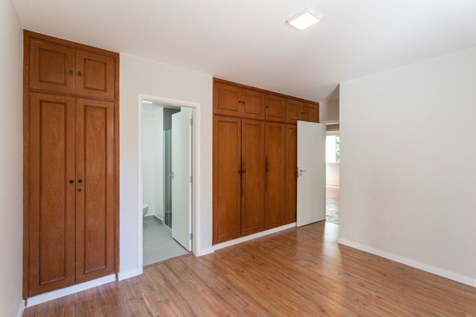 APARTAMENTO RESIDENCIAL em São Paulo - SP, Indianópolis