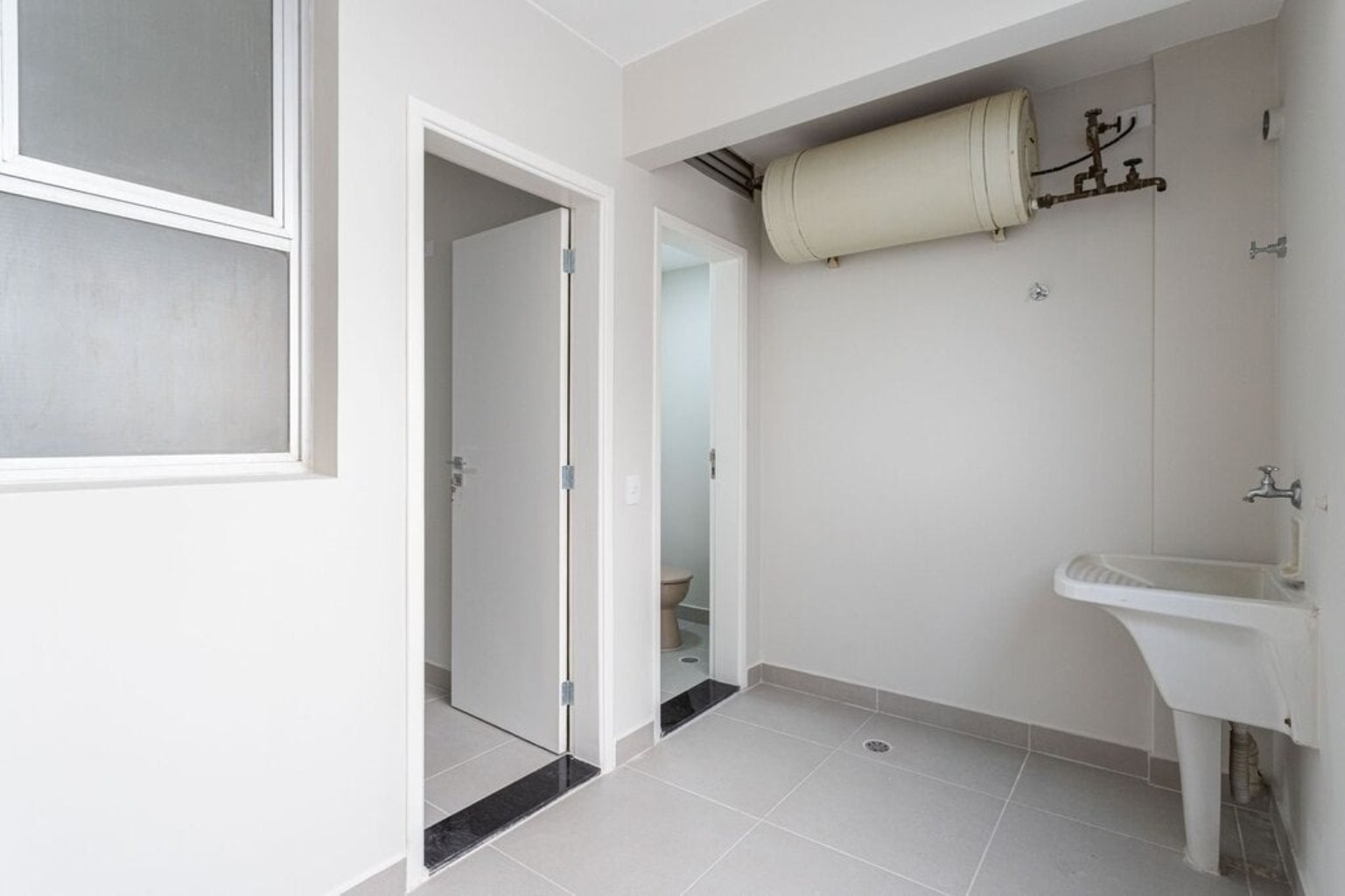 APARTAMENTO RESIDENCIAL em São Paulo - SP, Indianópolis