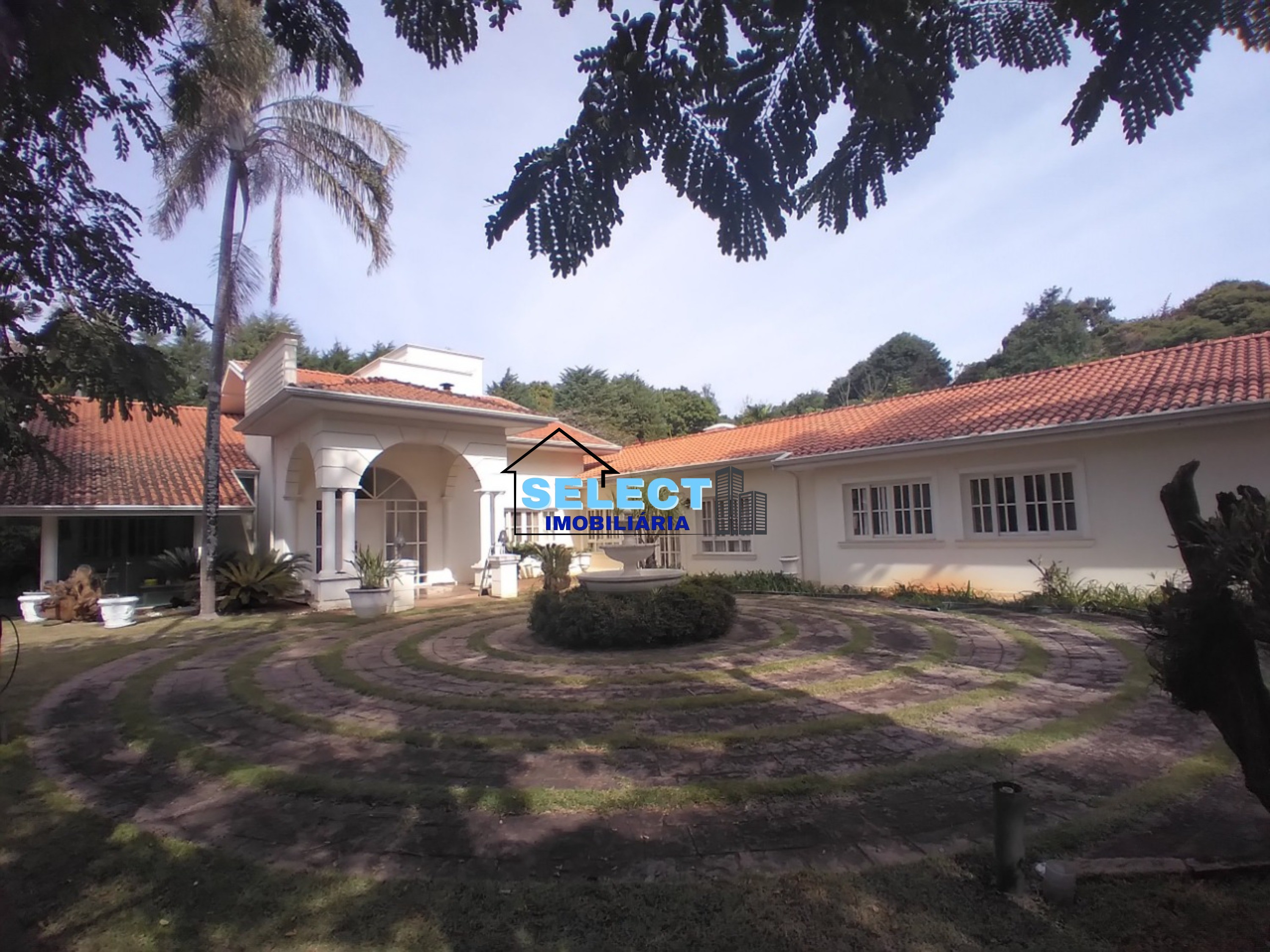 Casa à Venda Condominio Village Sans Souci em Valinhos 4 Quartos sendo 4 suítes