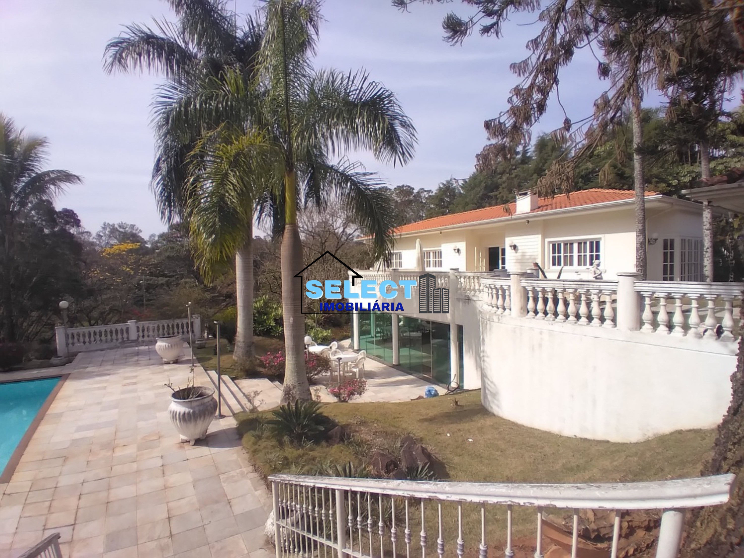 Casa à Venda Condominio Village Sans Souci em Valinhos 4 Quartos sendo 4 suítes