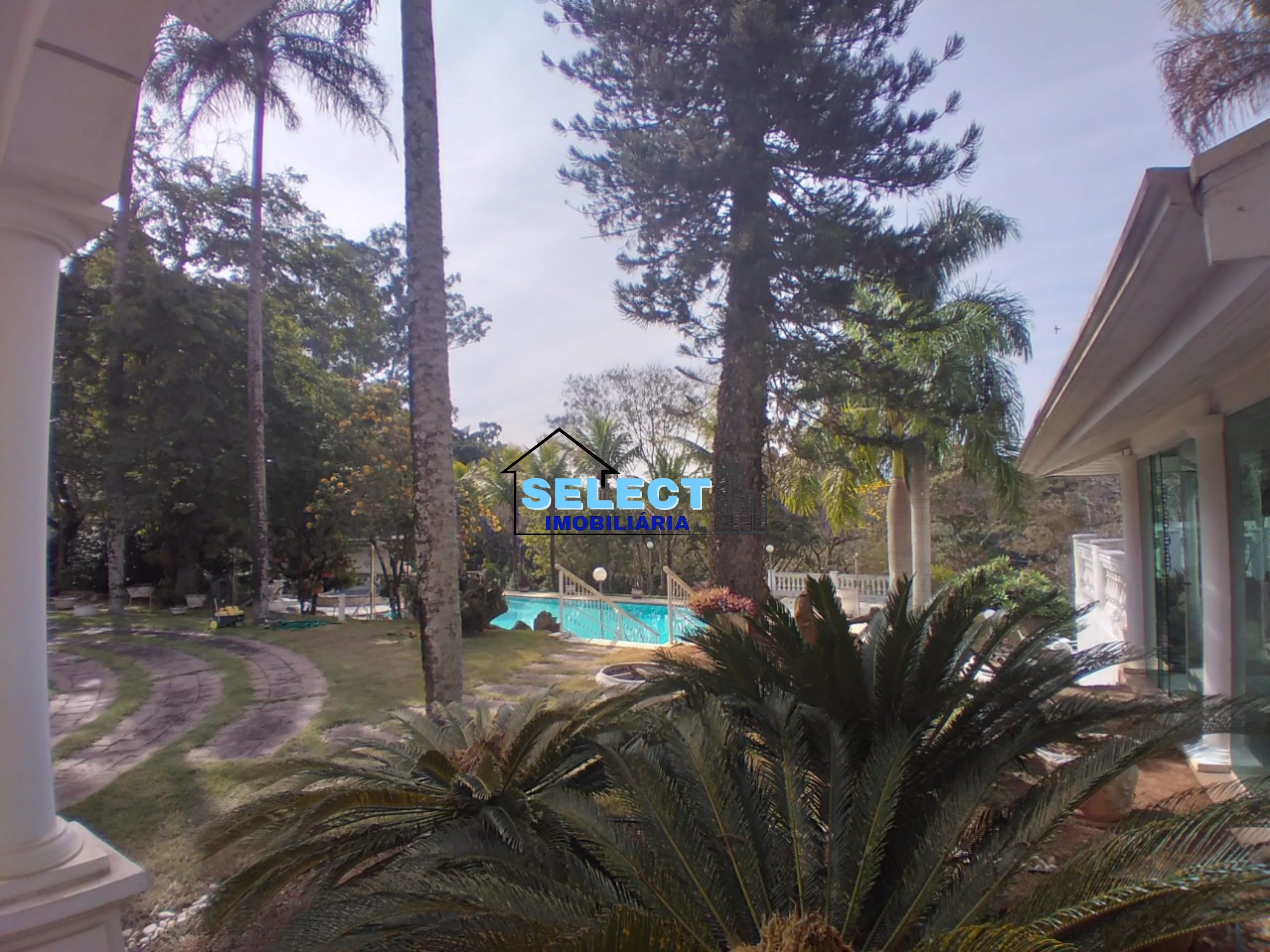 Casa à Venda Condominio Village Sans Souci em Valinhos 4 Quartos sendo 4 suítes