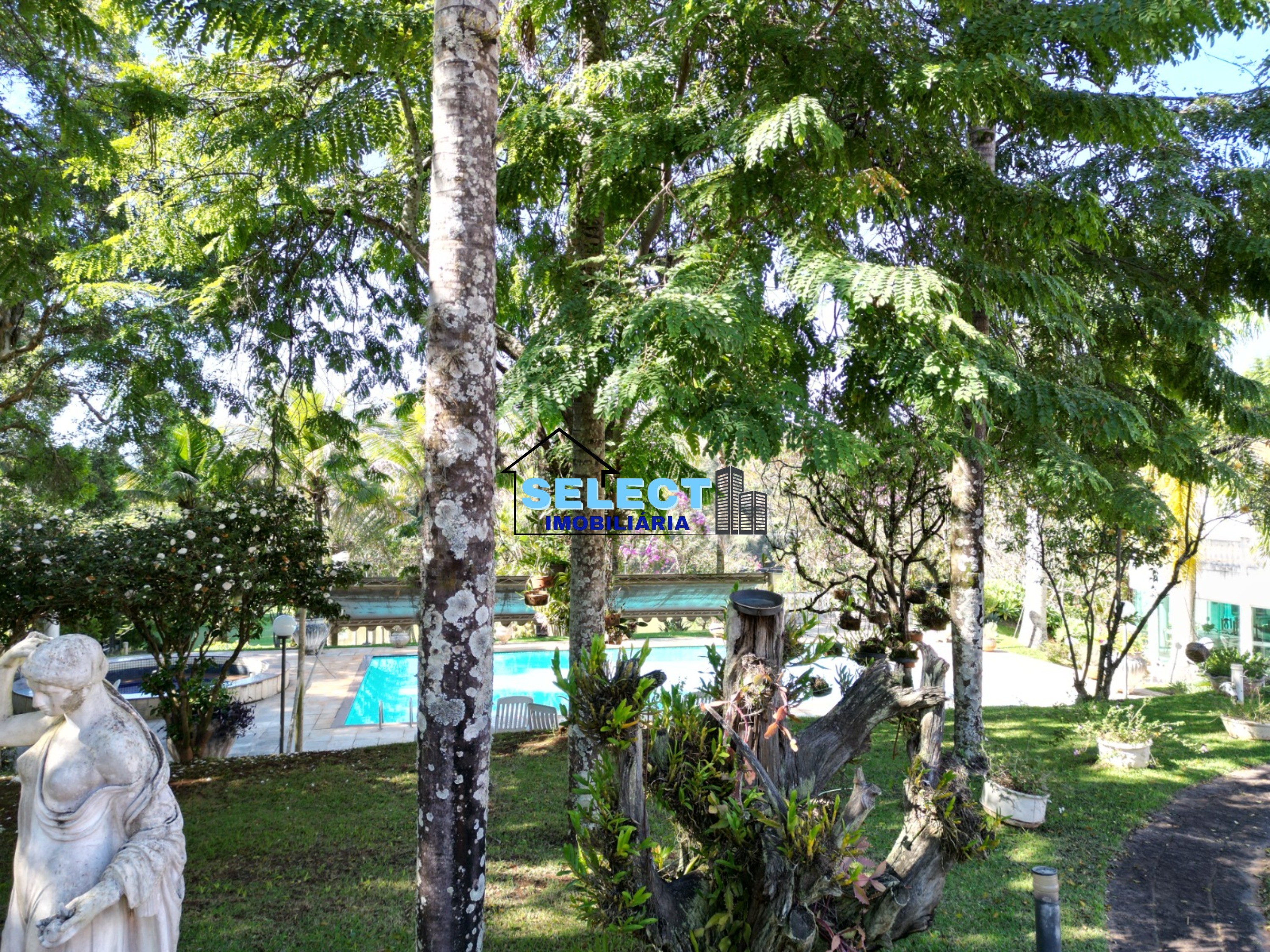 Casa à Venda Condominio Village Sans Souci em Valinhos 4 Quartos sendo 4 suítes