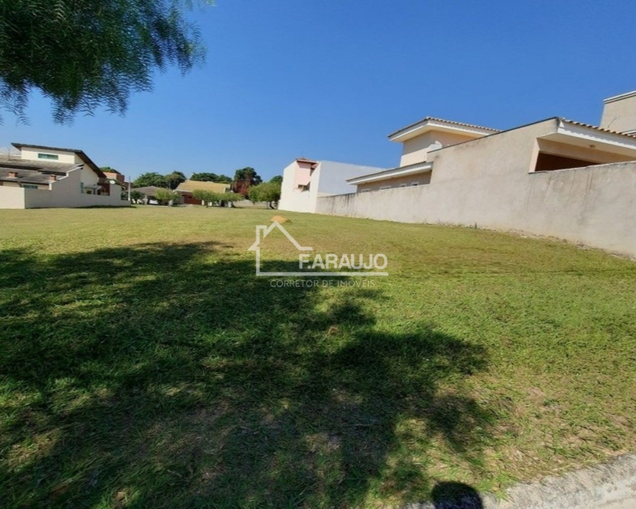 Loteamento e Condomínio, 360 m² - Foto 2