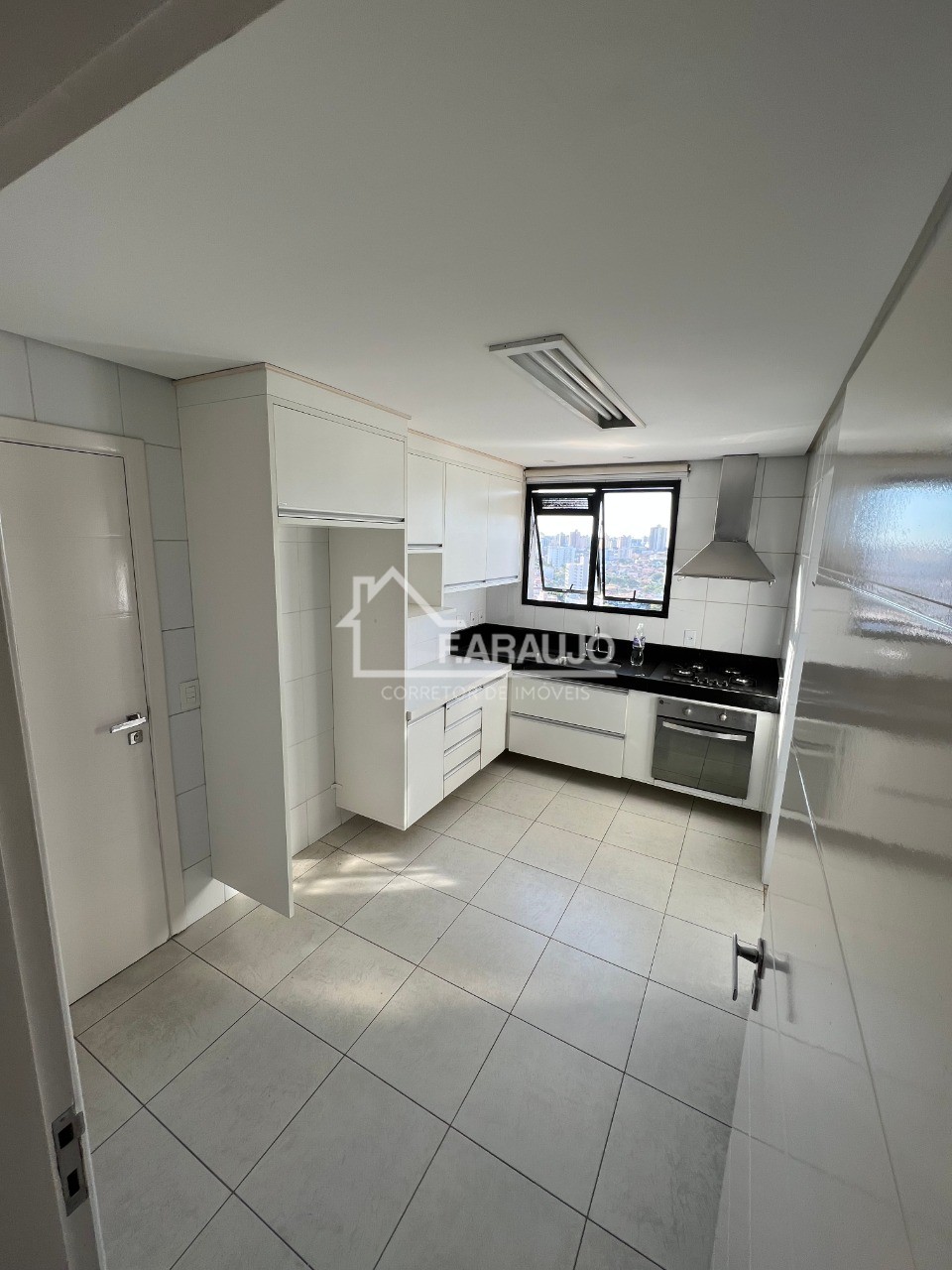 Cobertura à venda com 3 quartos, 244m² - Foto 12