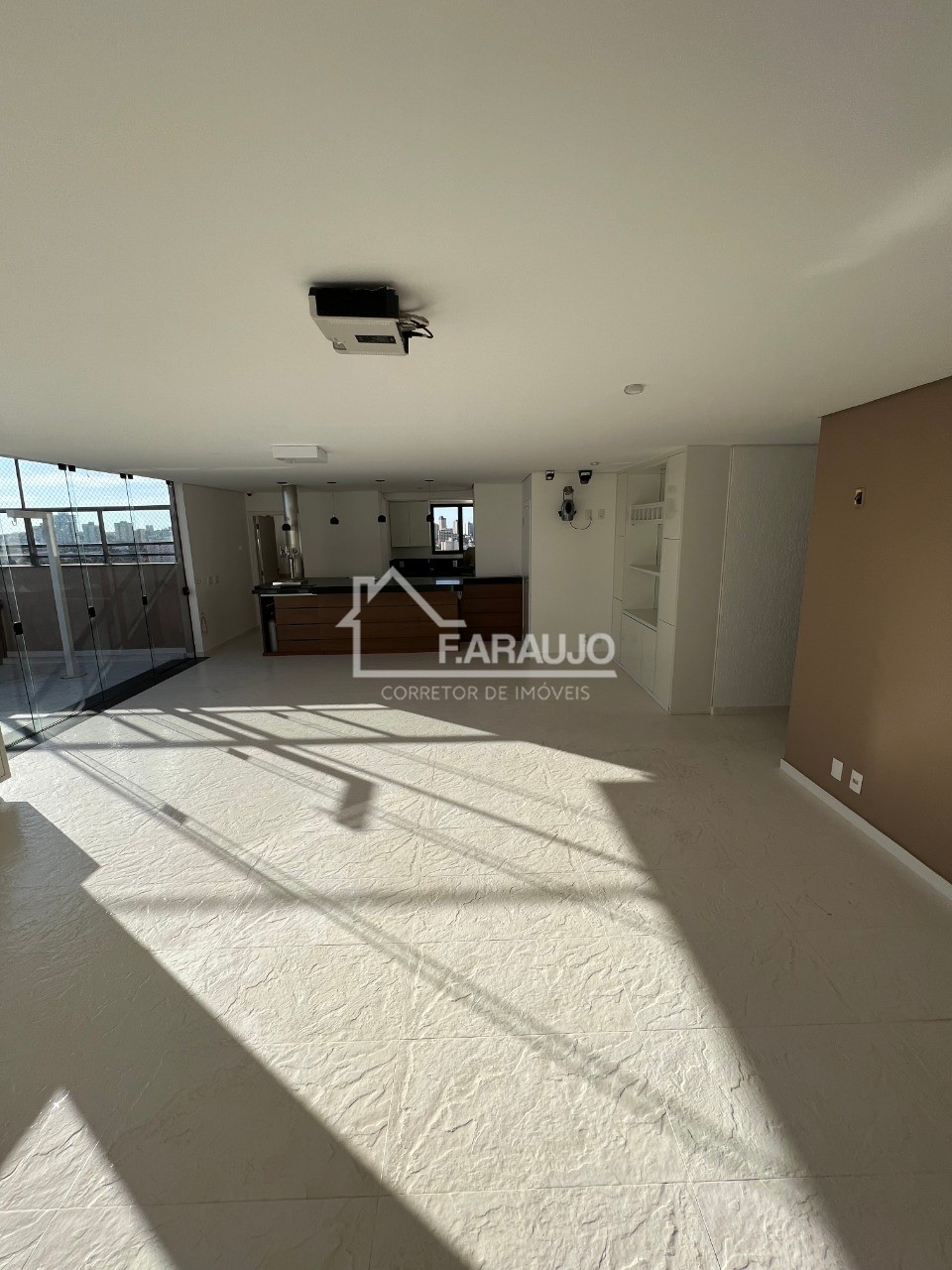 Cobertura à venda com 3 quartos, 244m² - Foto 4