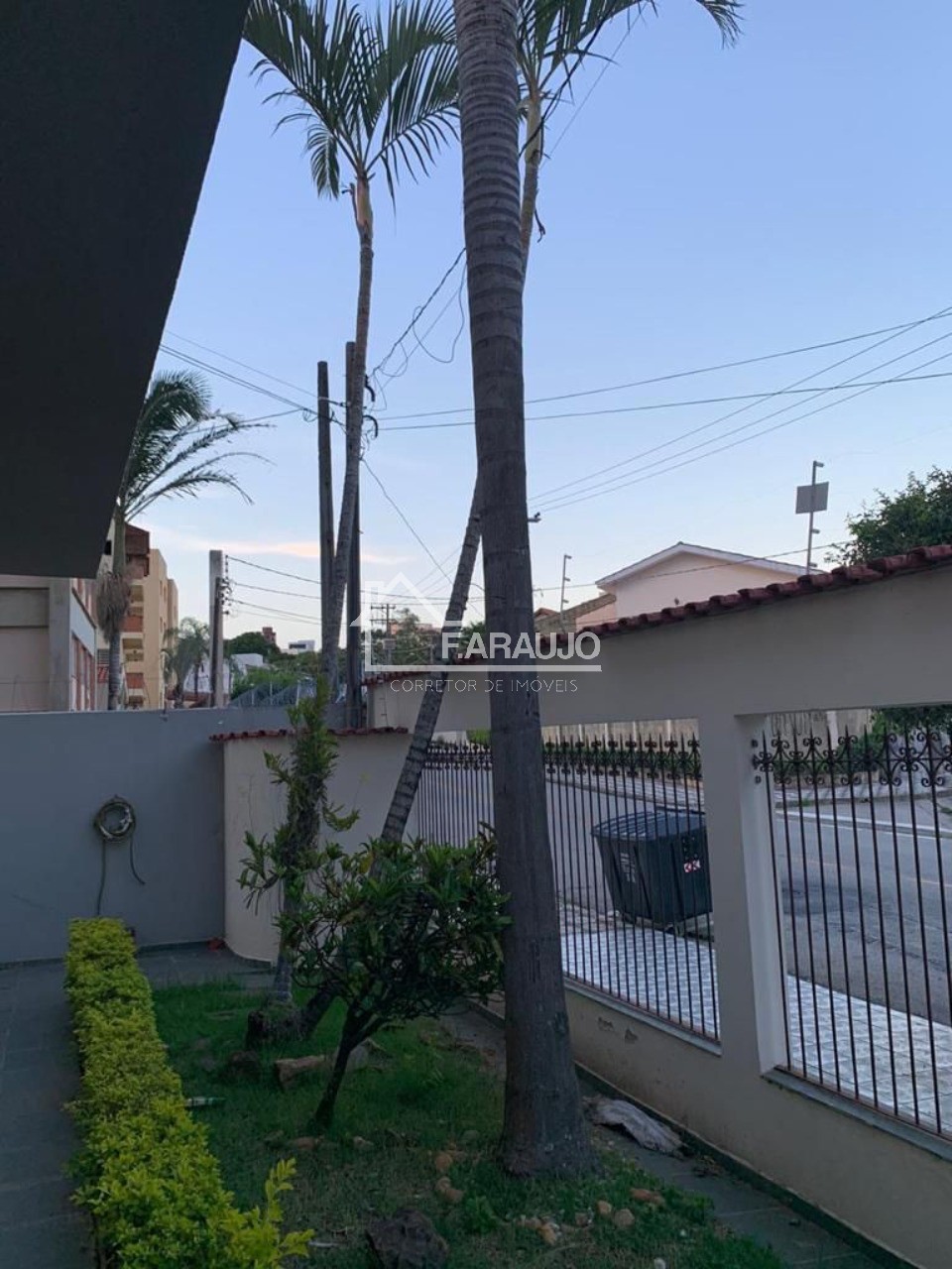 Casa à venda com 4 quartos, 234m² - Foto 18