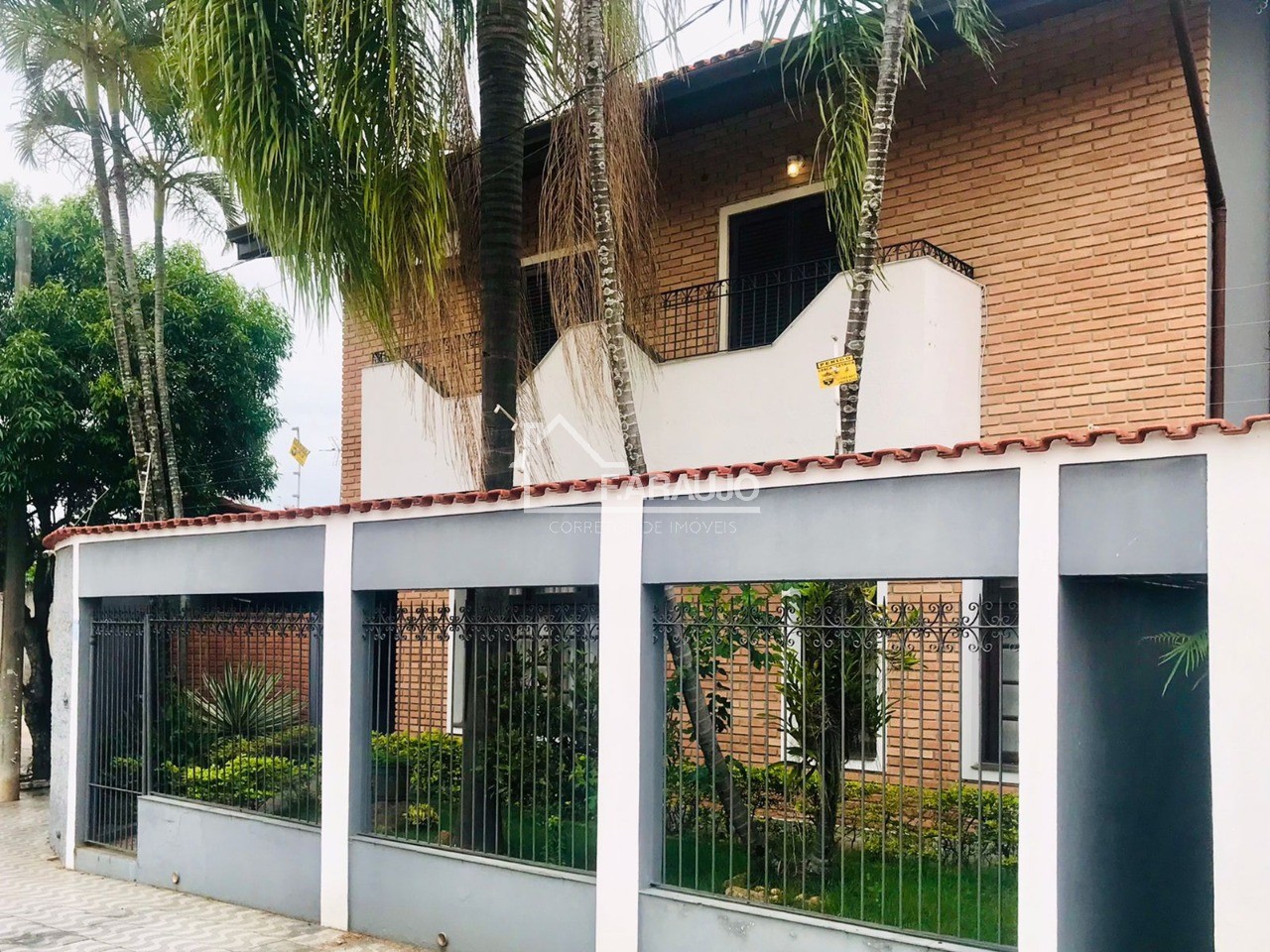Casa à venda com 4 quartos, 234m² - Foto 4