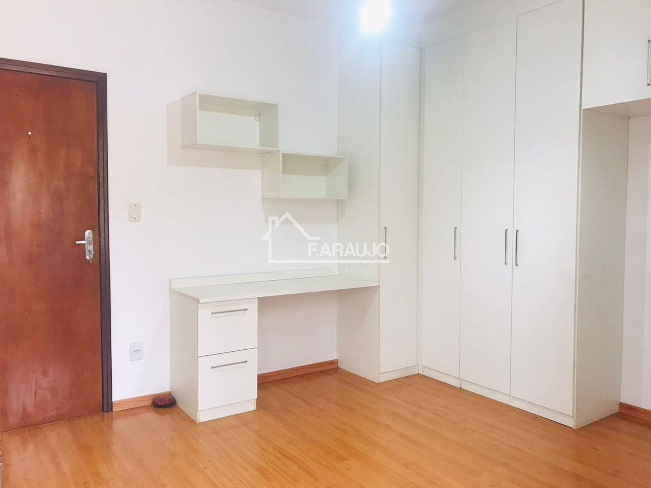 Casa à venda com 4 quartos, 234m² - Foto 16