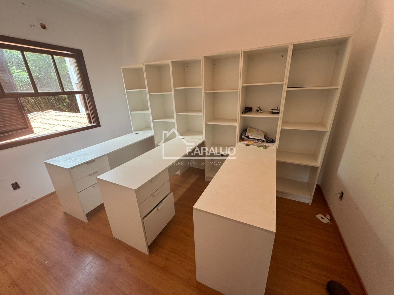 Casa à venda com 4 quartos, 234m² - Foto 10