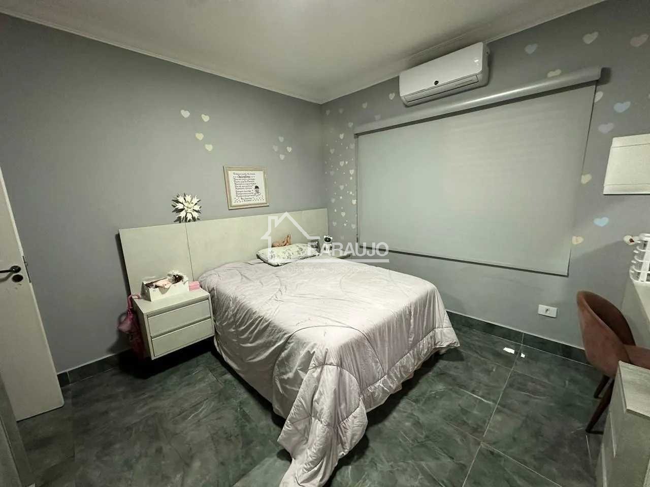 Casa de Condomínio à venda com 3 quartos, 310m² - Foto 8