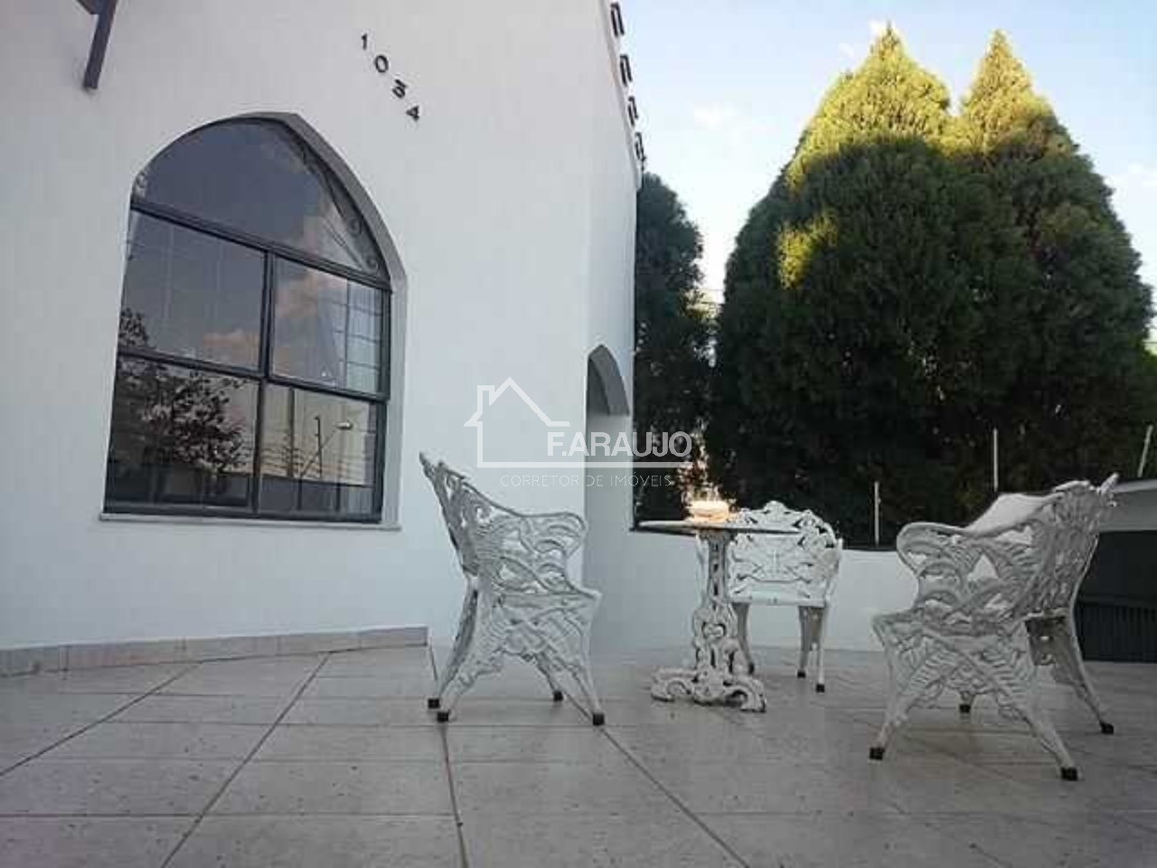 Casa à venda com 3 quartos, 185m² - Foto 3