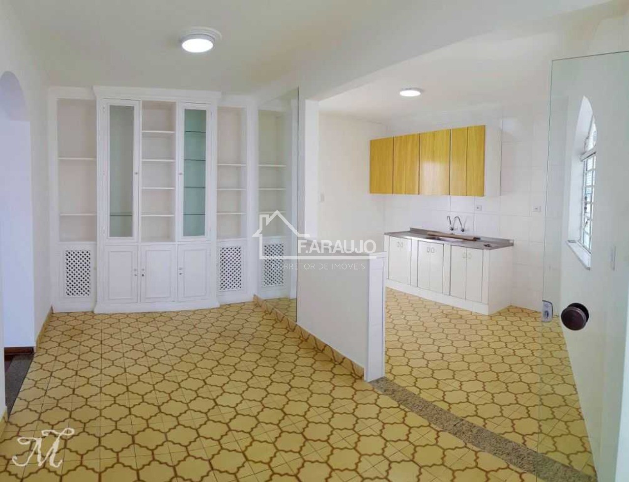 Casa à venda com 3 quartos, 185m² - Foto 11