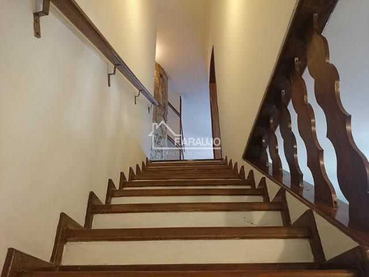 Casa à venda com 3 quartos, 185m² - Foto 7