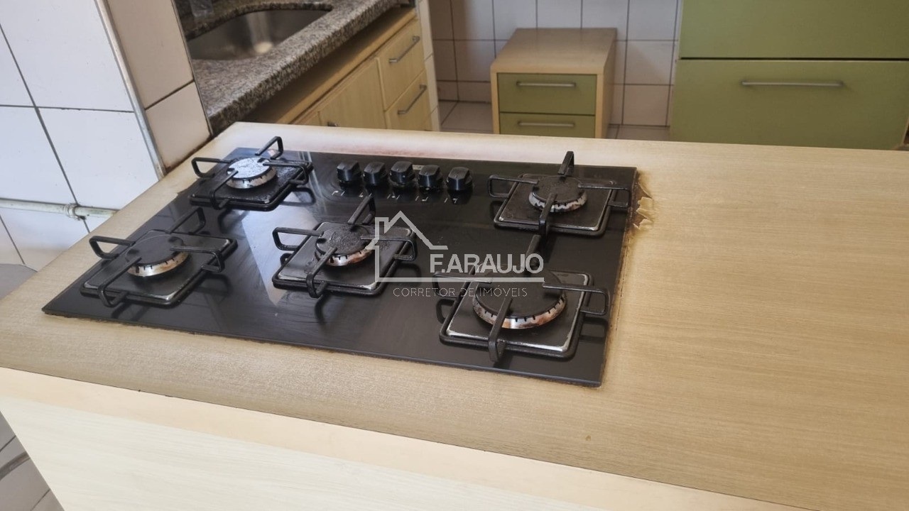 Apartamento à venda com 3 quartos, 174m² - Foto 29