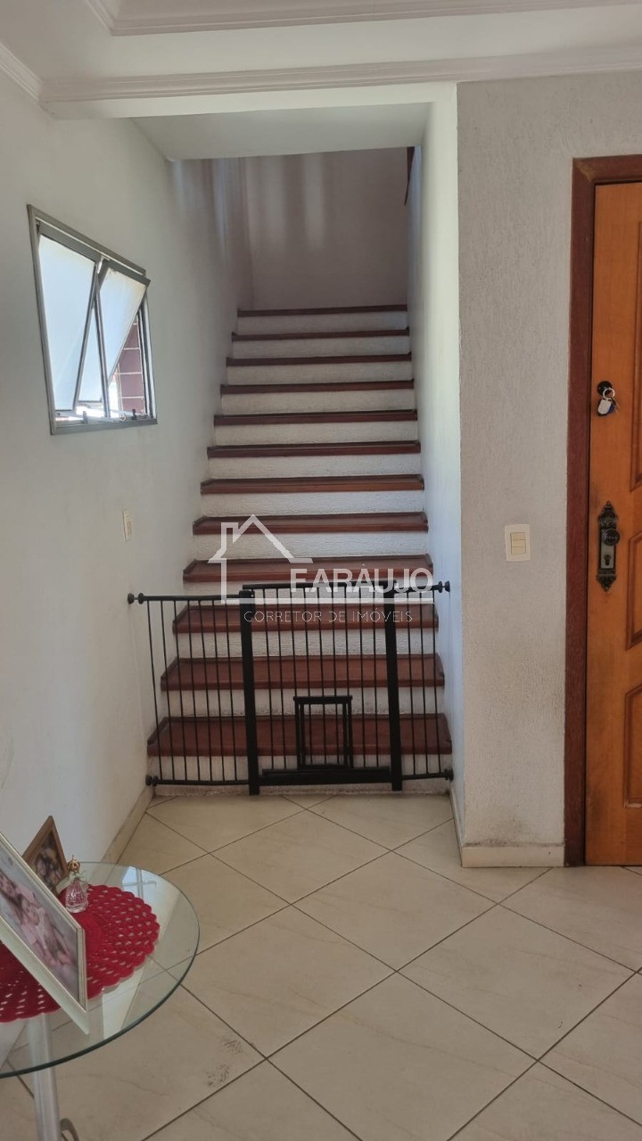 Apartamento à venda com 3 quartos, 174m² - Foto 9