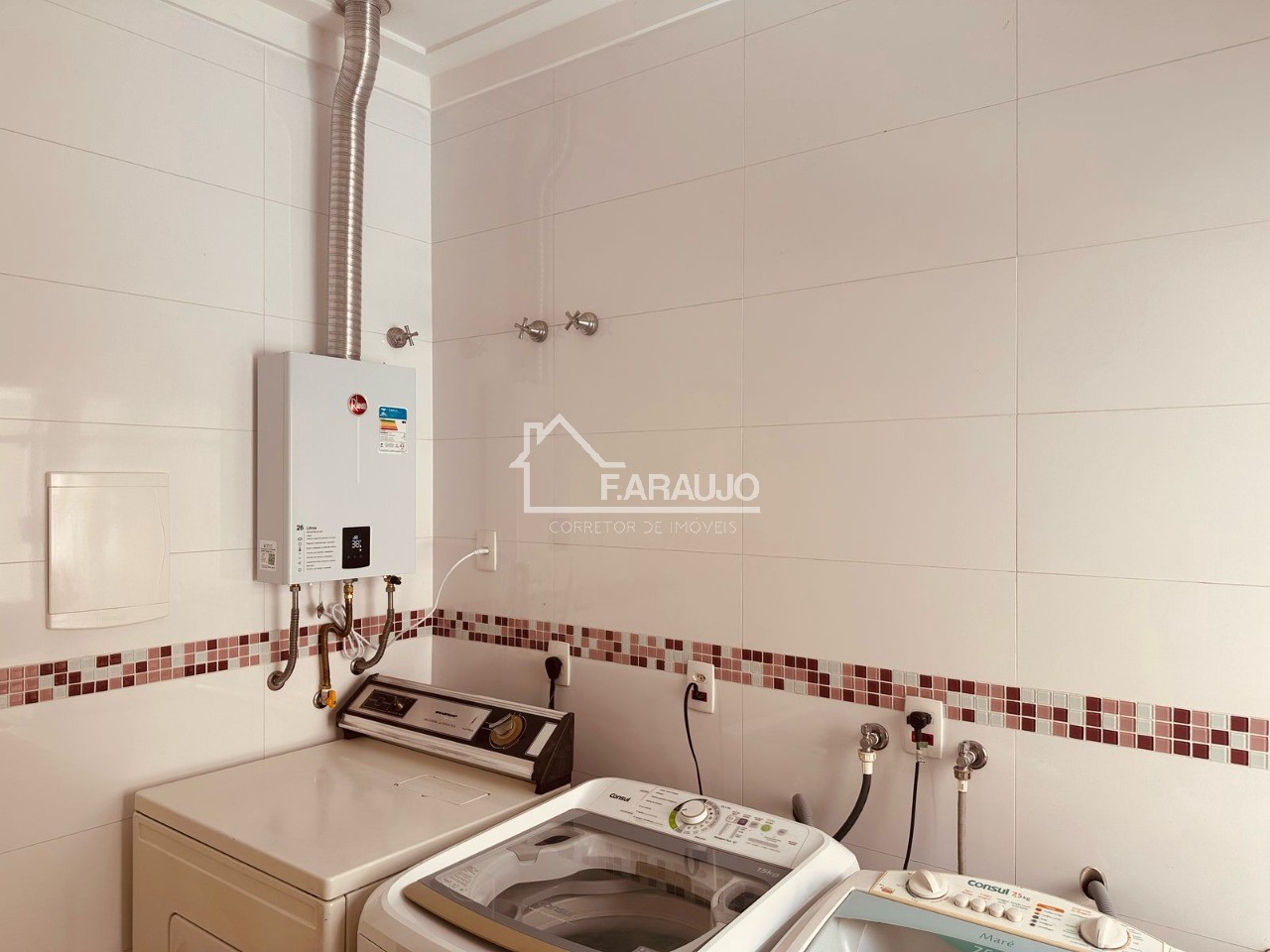 Casa à venda com 2 quartos, 230m² - Foto 14