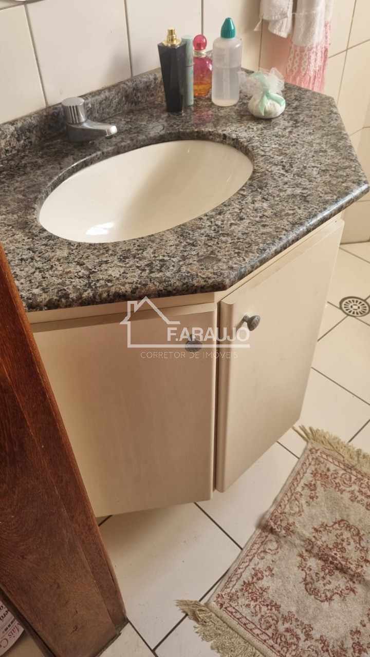 Apartamento à venda com 3 quartos, 174m² - Foto 17