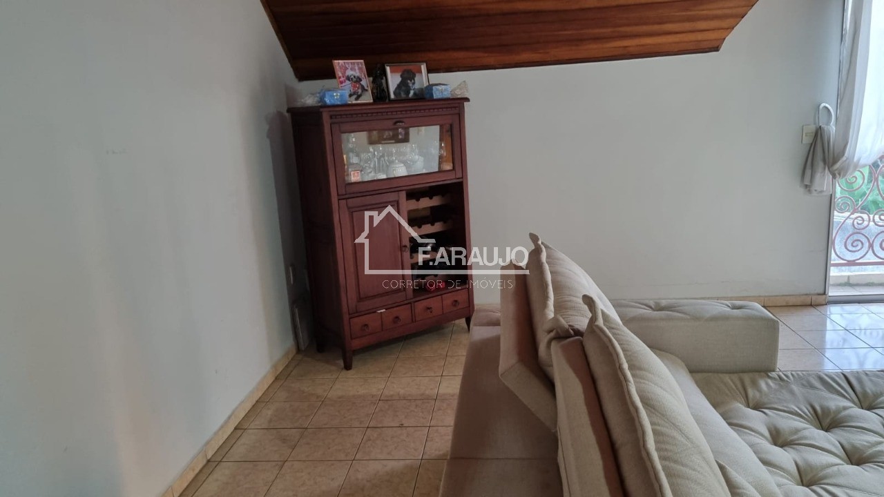 Apartamento à venda com 3 quartos, 174m² - Foto 6