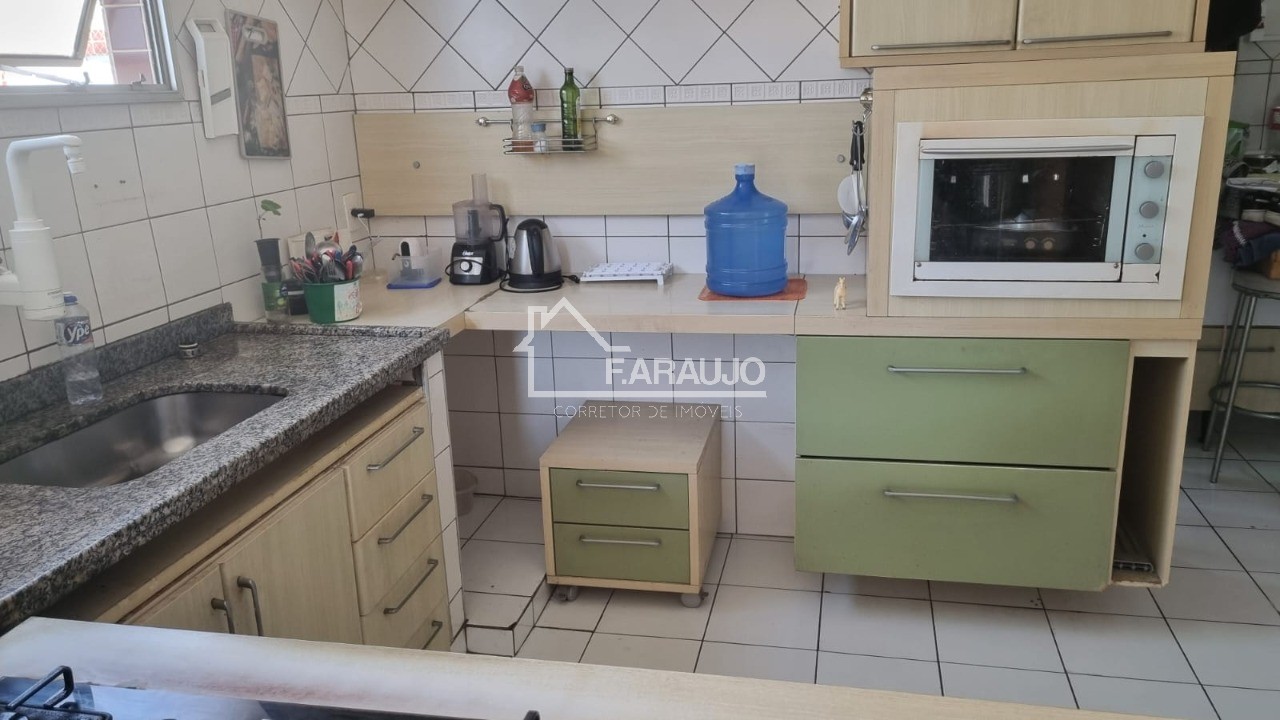 Apartamento à venda com 3 quartos, 174m² - Foto 32