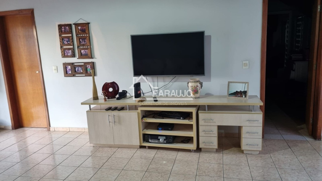 Apartamento à venda com 3 quartos, 174m² - Foto 8