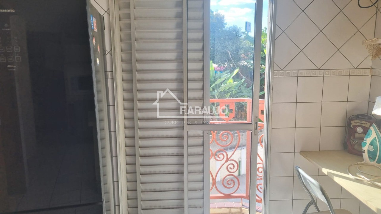 Apartamento à venda com 3 quartos, 174m² - Foto 25
