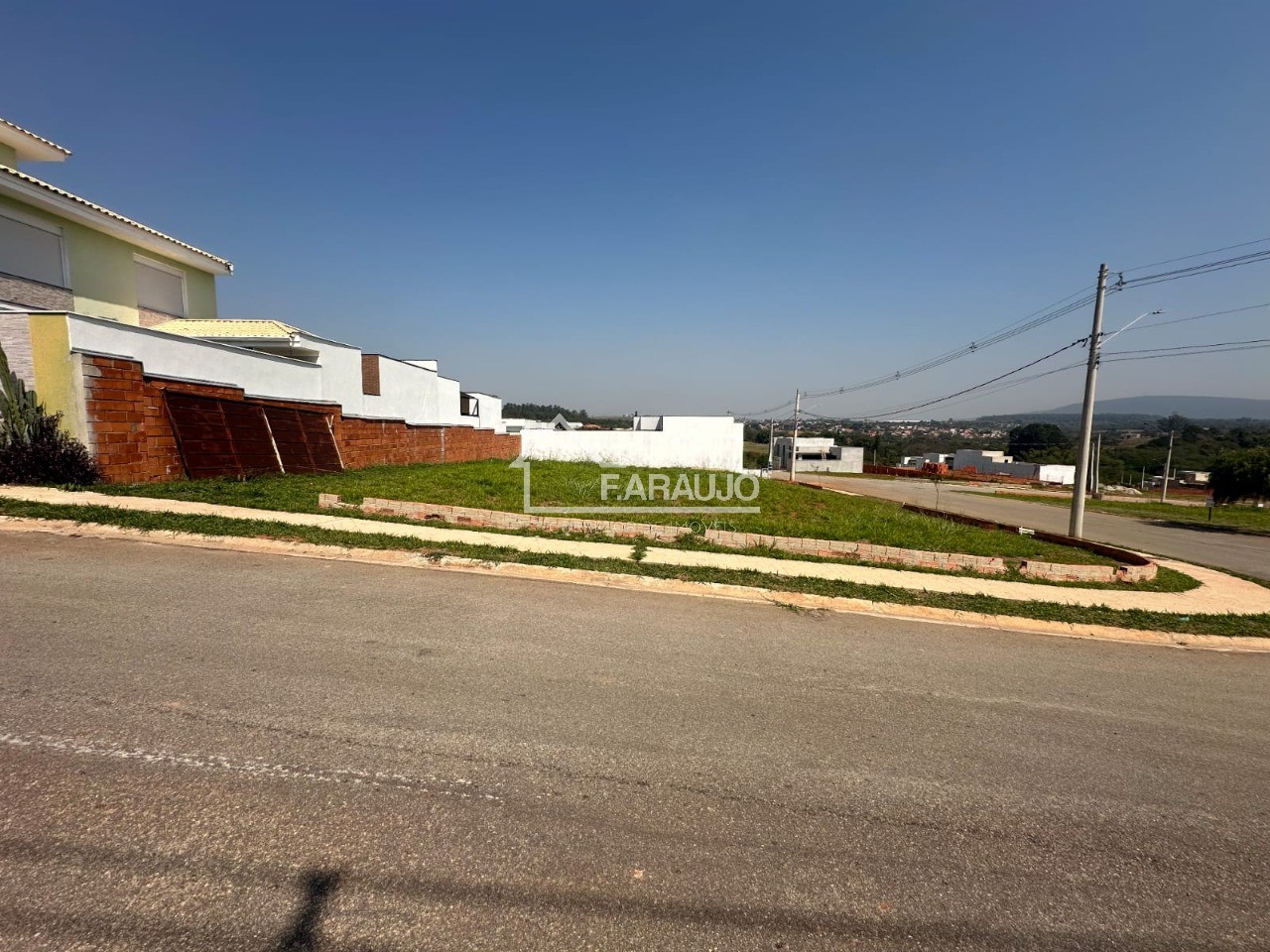 Loteamento e Condomínio, 116 m² - Foto 1