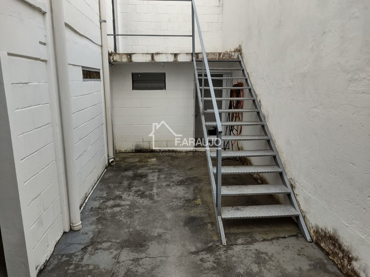 Depósito-Galpão, 320 m² - Foto 13