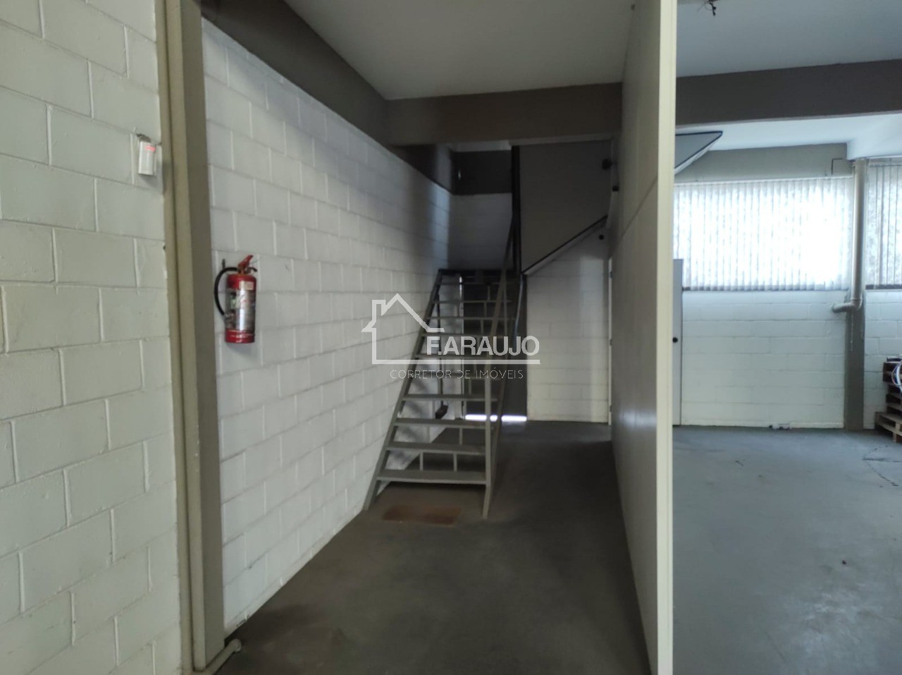 Depósito-Galpão, 320 m² - Foto 23