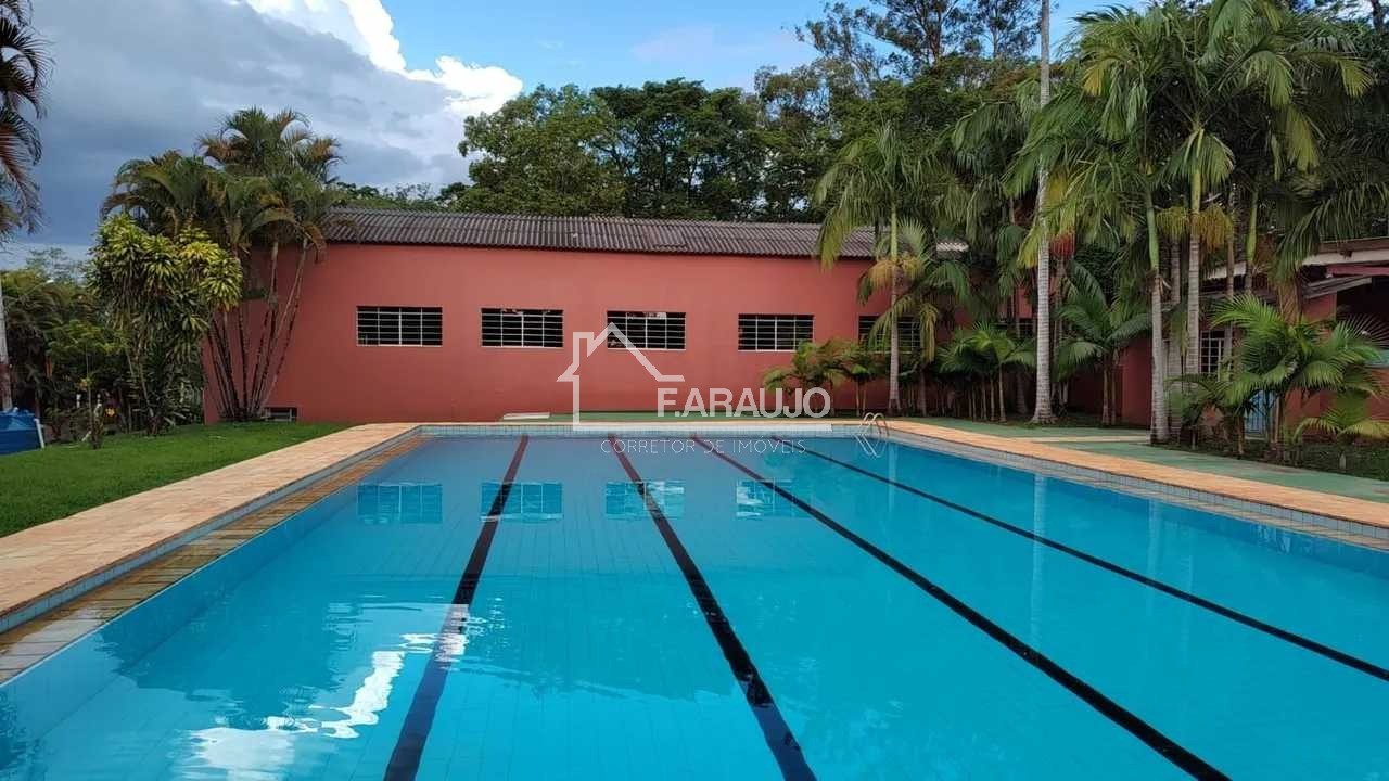 Chácara, 4 quartos, 800 m² - Foto 1