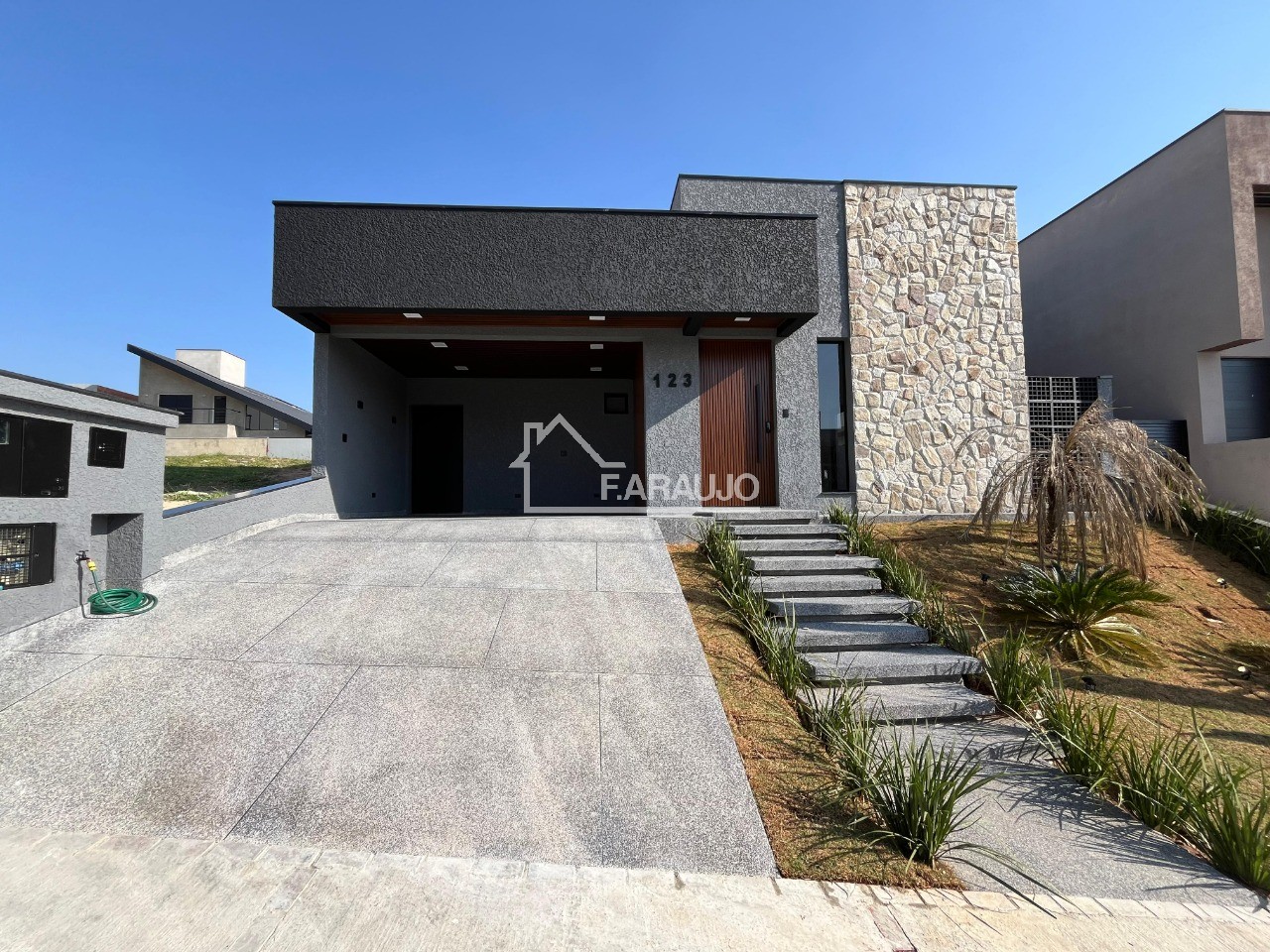 Casa de Condomínio à venda com 3 quartos - Foto 1