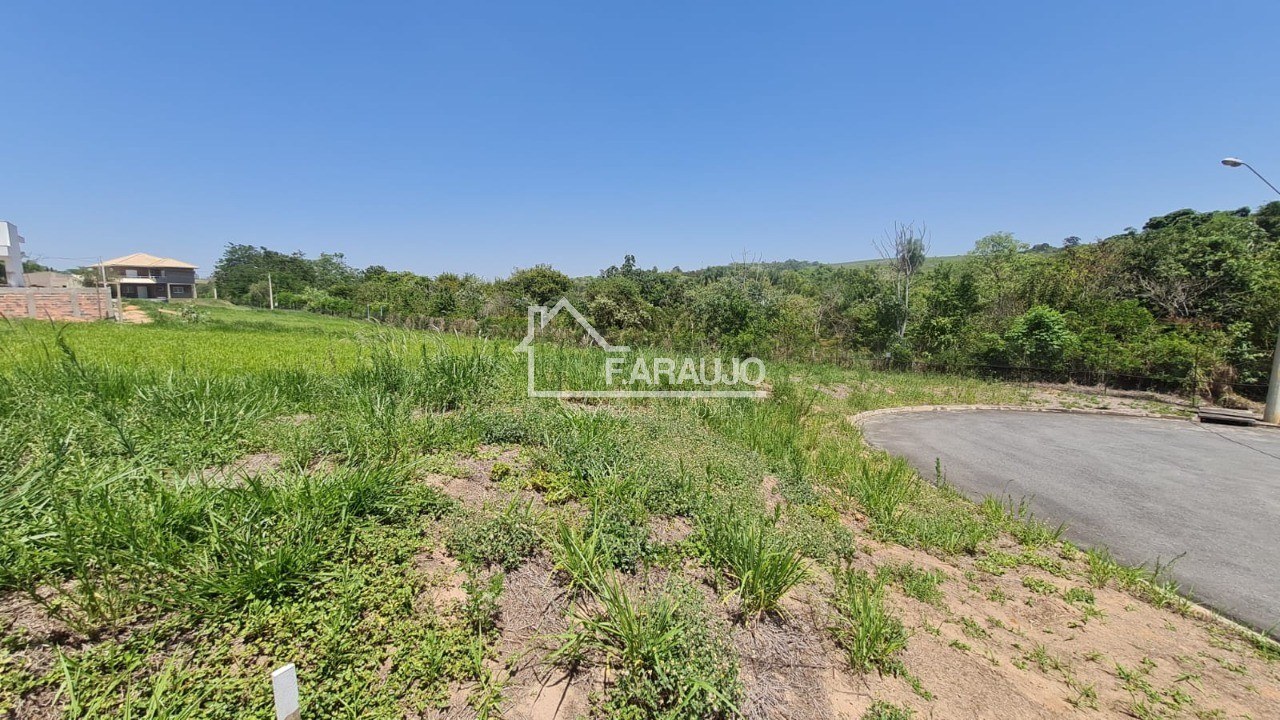 Loteamento e Condomínio, 1018 m² - Foto 1