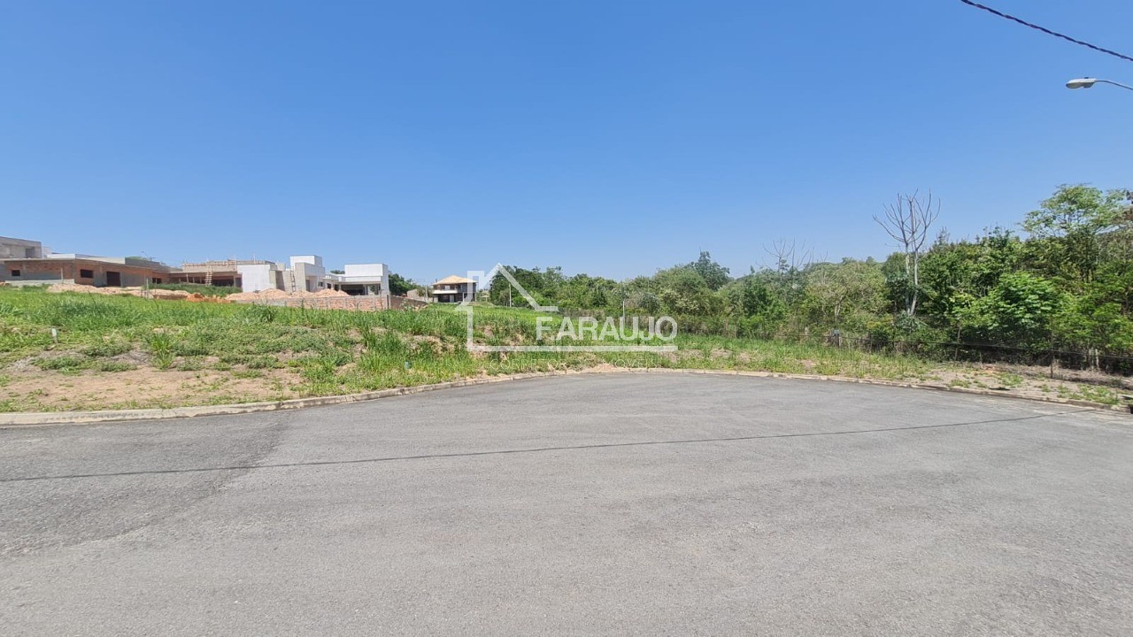 Loteamento e Condomínio, 1018 m² - Foto 3