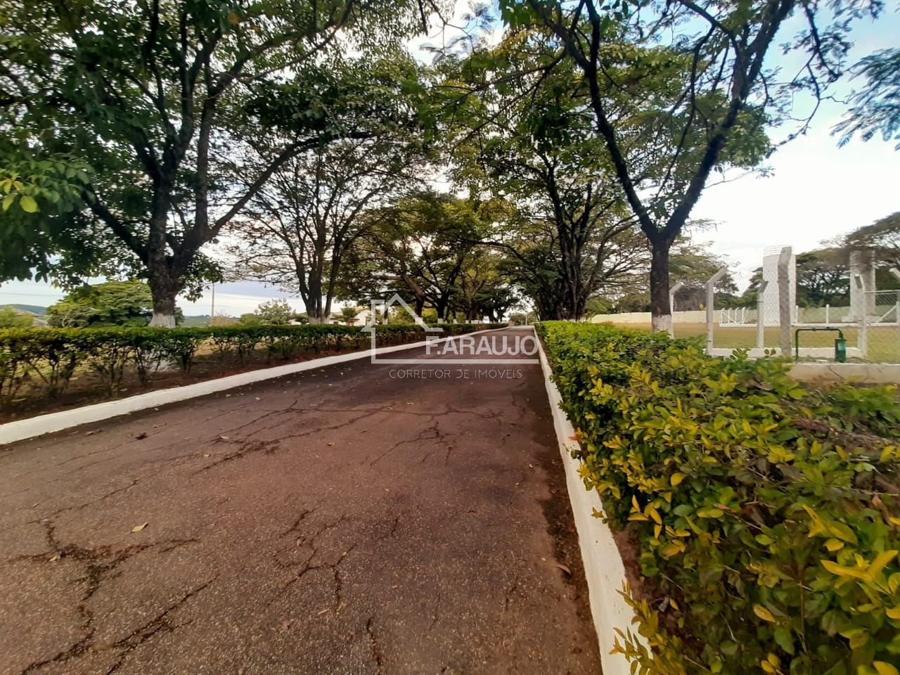 Loteamento e Condomínio, 865 m² - Foto 13