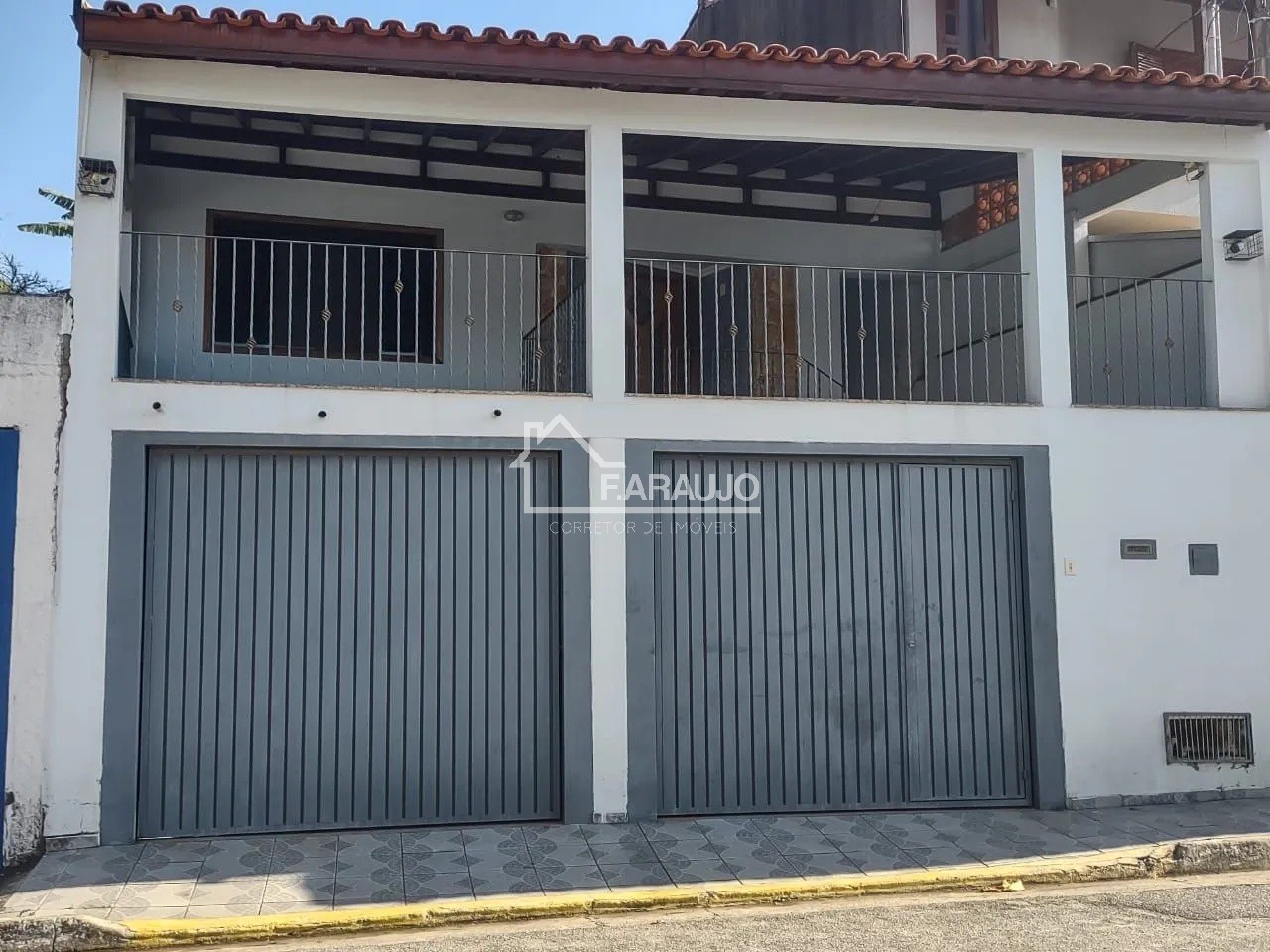 Casa, 2 quartos, 190 m² - Foto 1