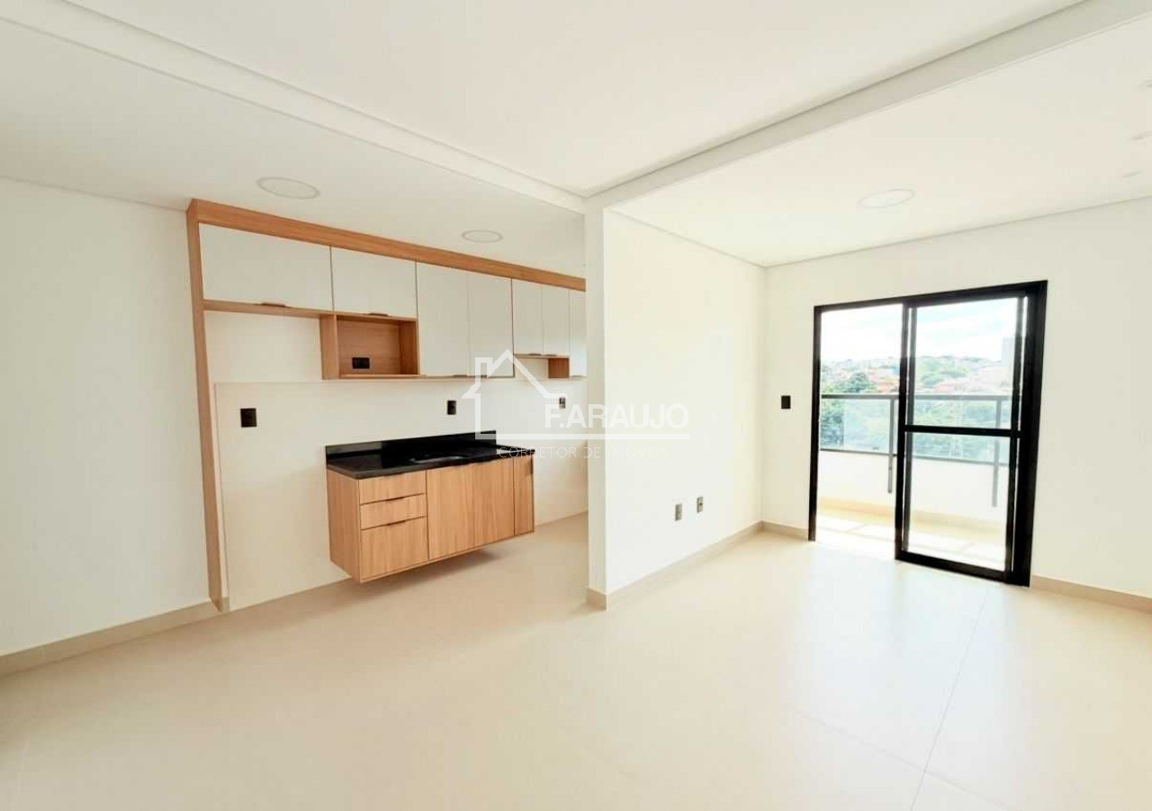 Apartamento à venda com 2 quartos, 73m² - Foto 1