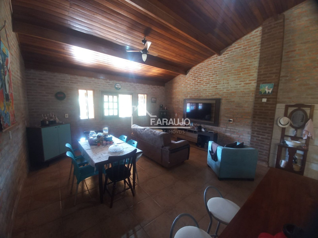 Chácara, 2 quartos, 3285 m² - Foto 10