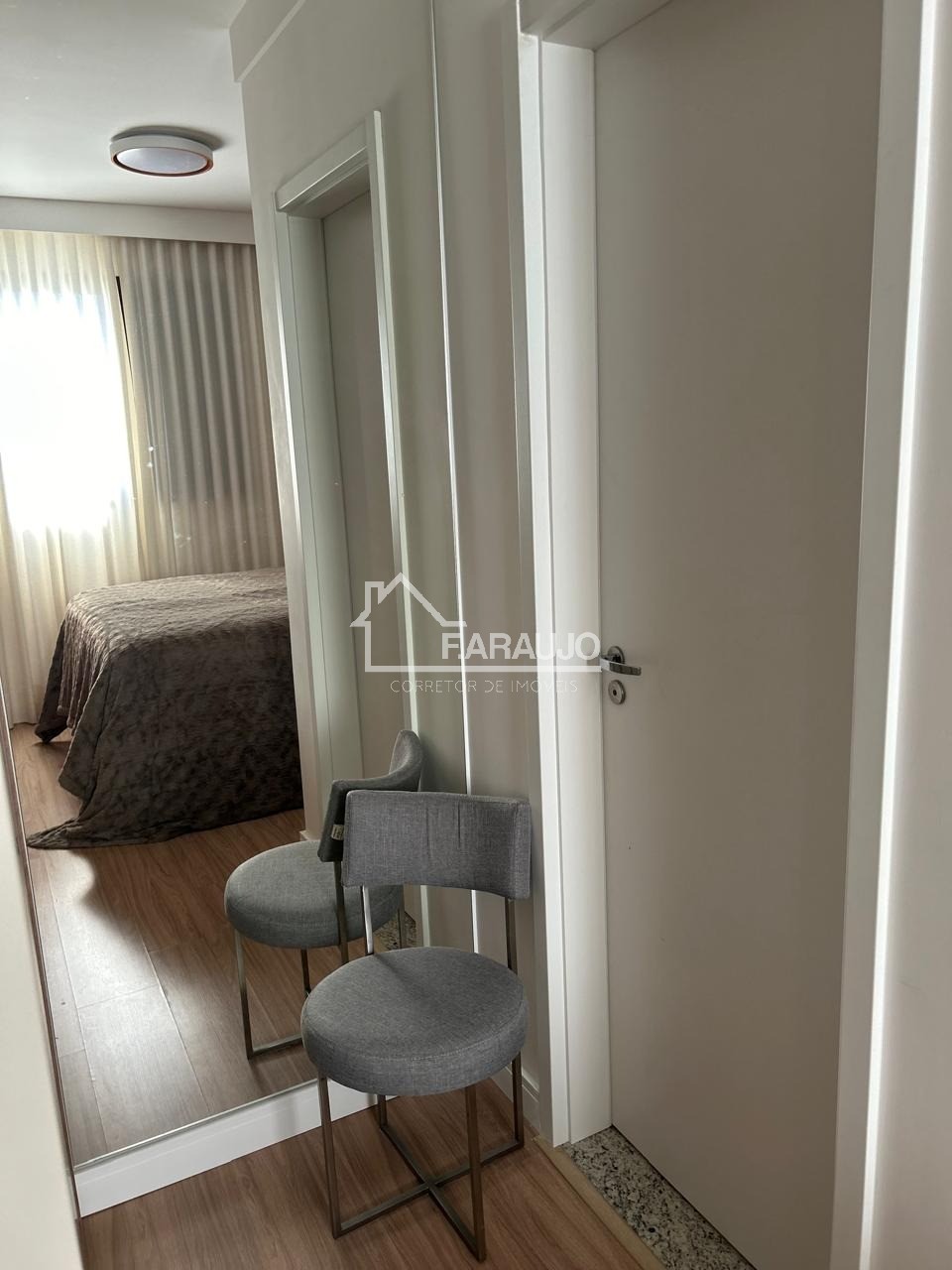 Apartamento à venda com 2 quartos, 67m² - Foto 9