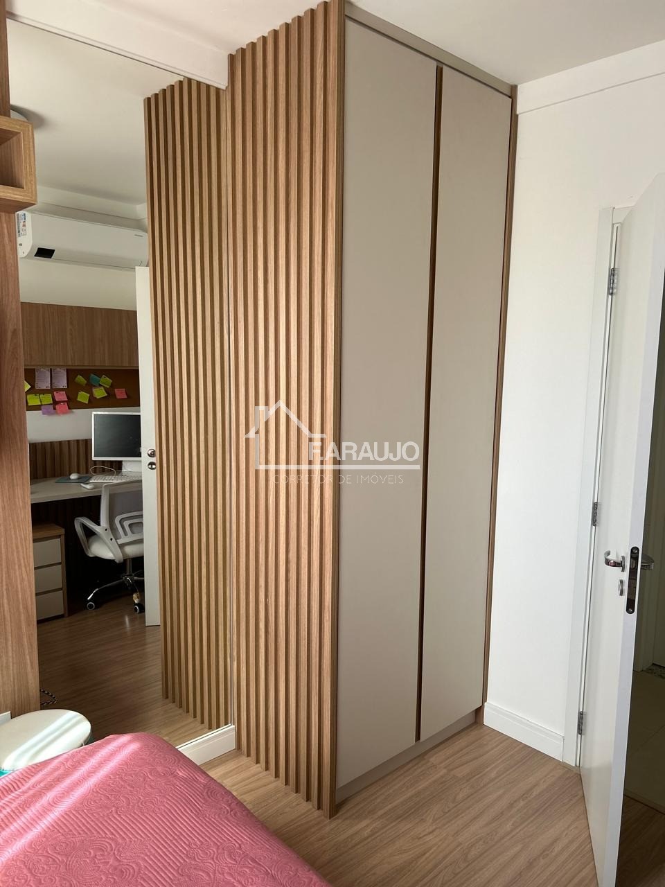 Apartamento à venda com 2 quartos, 67m² - Foto 12