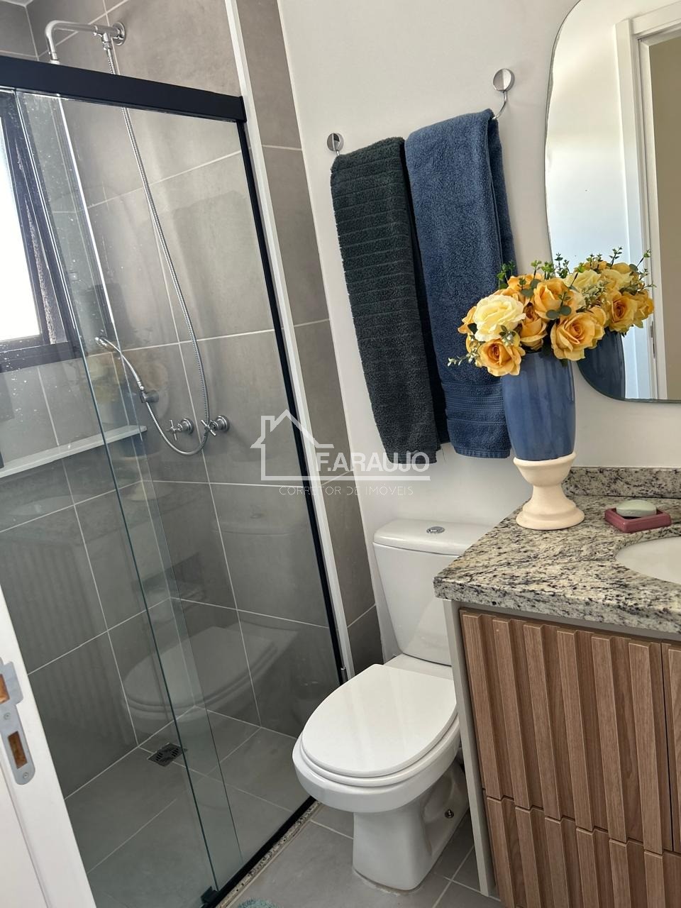 Apartamento à venda com 2 quartos, 67m² - Foto 14